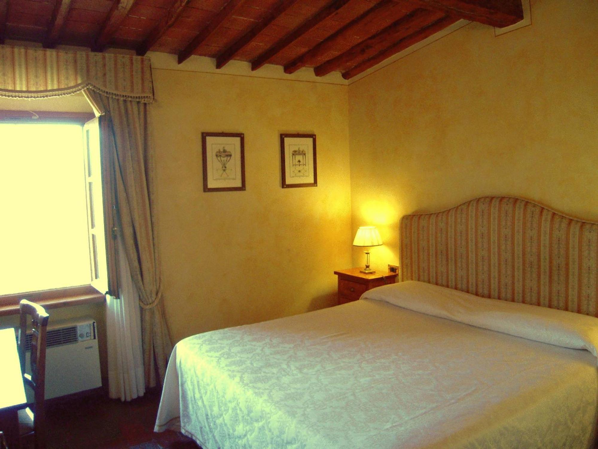 B&B Palazzo Al Torrione San Gimignano Exterior photo